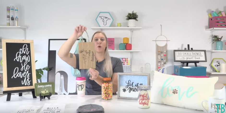 Try Htv On Paper Gift Bags For An Easy Cricut Beginner Project