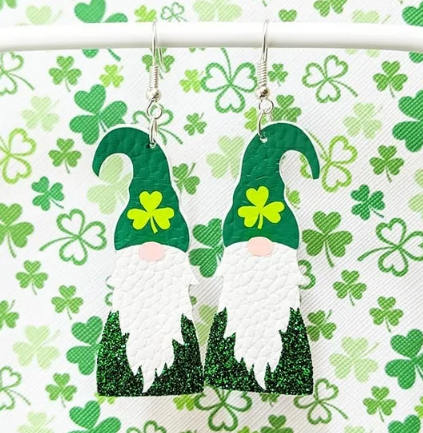 Create DIY St Patrick's Day Earrings