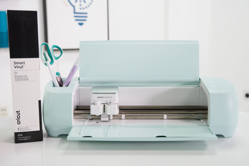 Cricut Explore 3 Machine with Sampler Vinyl Pack, Cricut Cutting