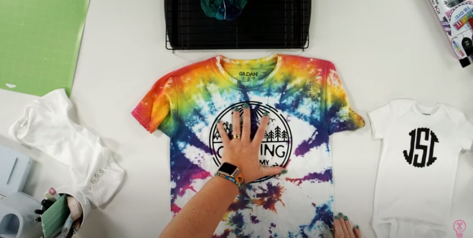 Tie Die Shirts with Vinyl: What Vinyl to Use and How to Do It Right!–  TeckwrapCraft